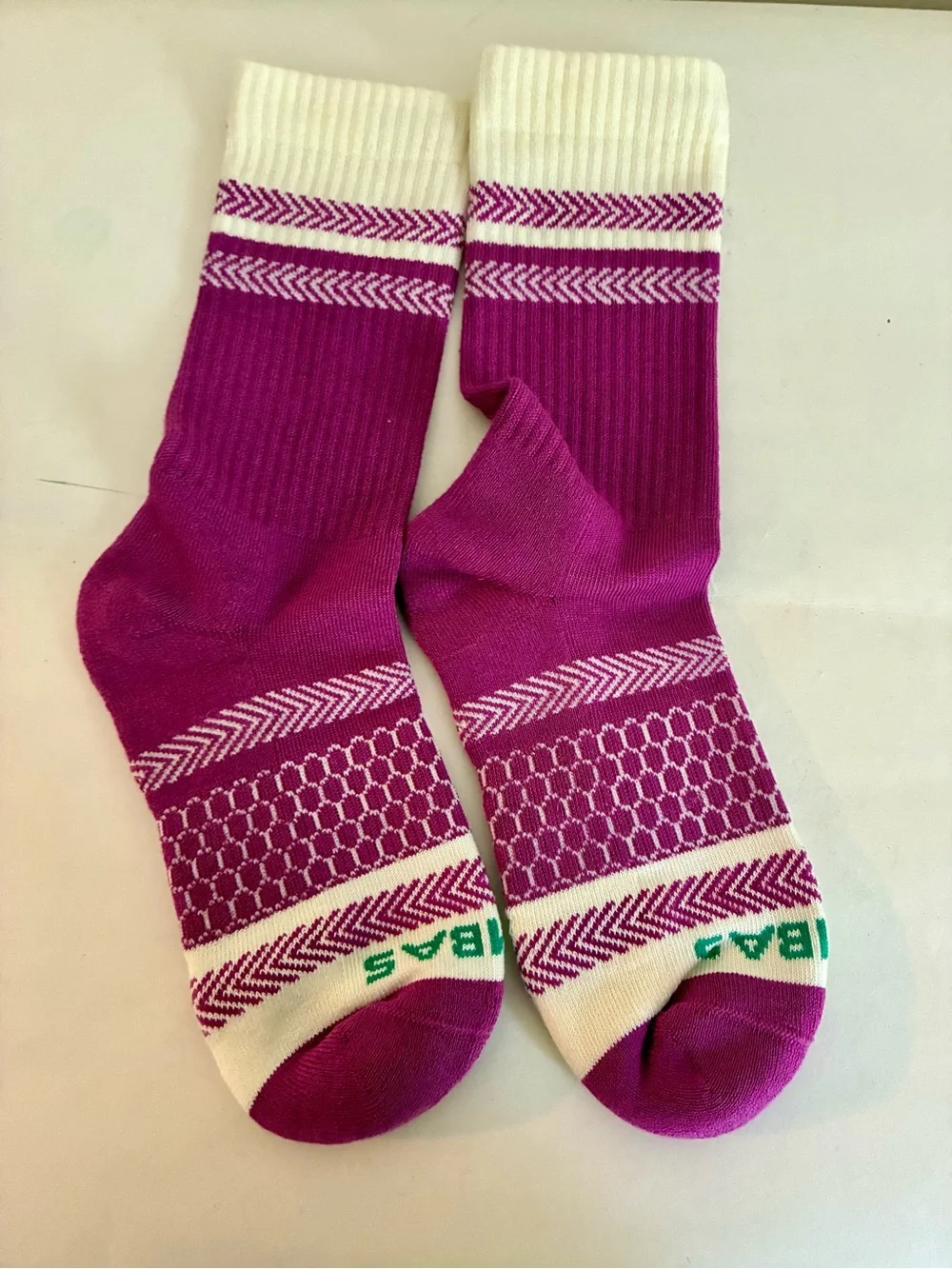 BOMBAS Women’s Purple & White Performance Crew Socks S NEW